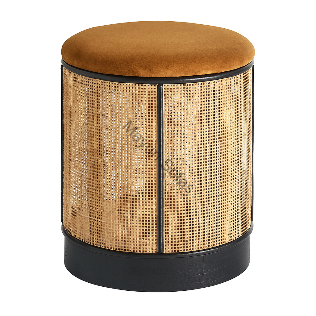 Ottomans & Poufs